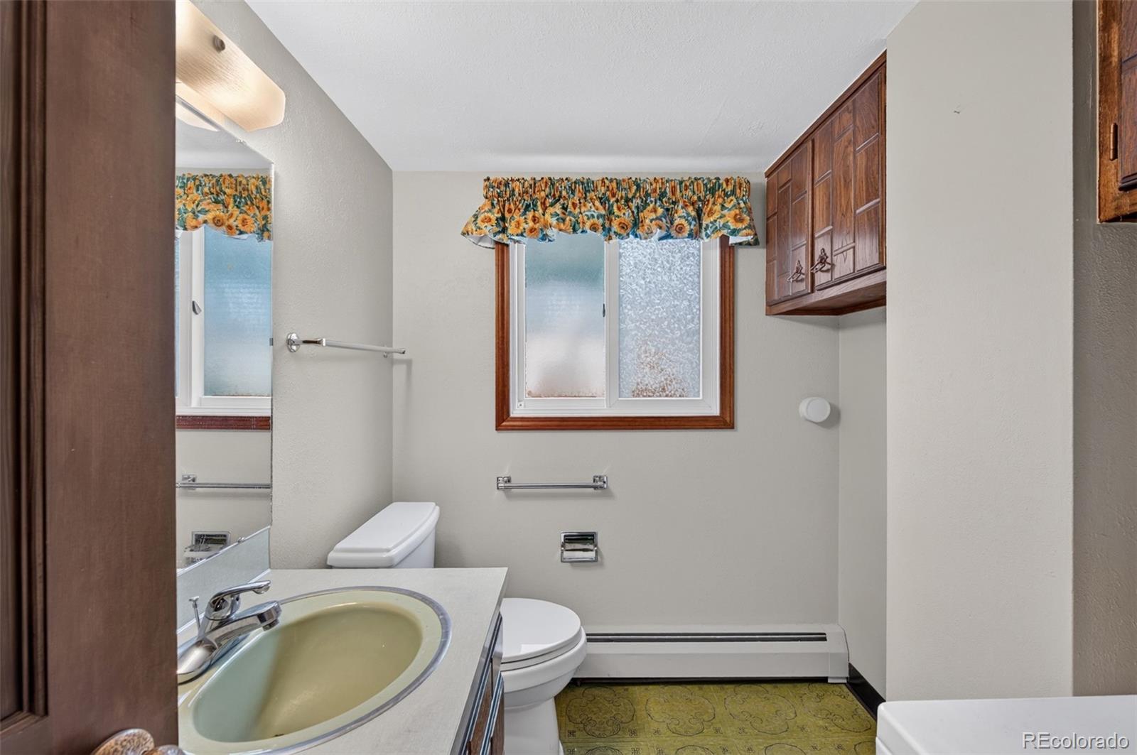 MLS Image #21 for 8298 w 72nd avenue,arvada, Colorado