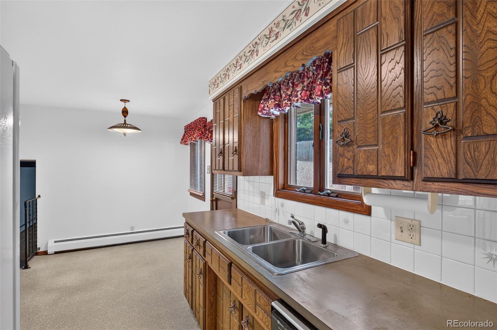 MLS Image #9 for 8298 w 72nd avenue,arvada, Colorado