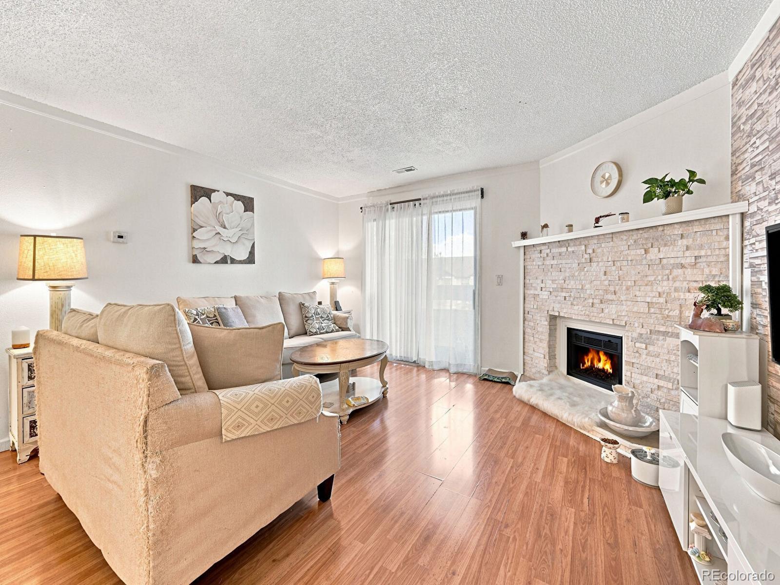 MLS Image #8 for 14499  1st. drive,aurora, Colorado