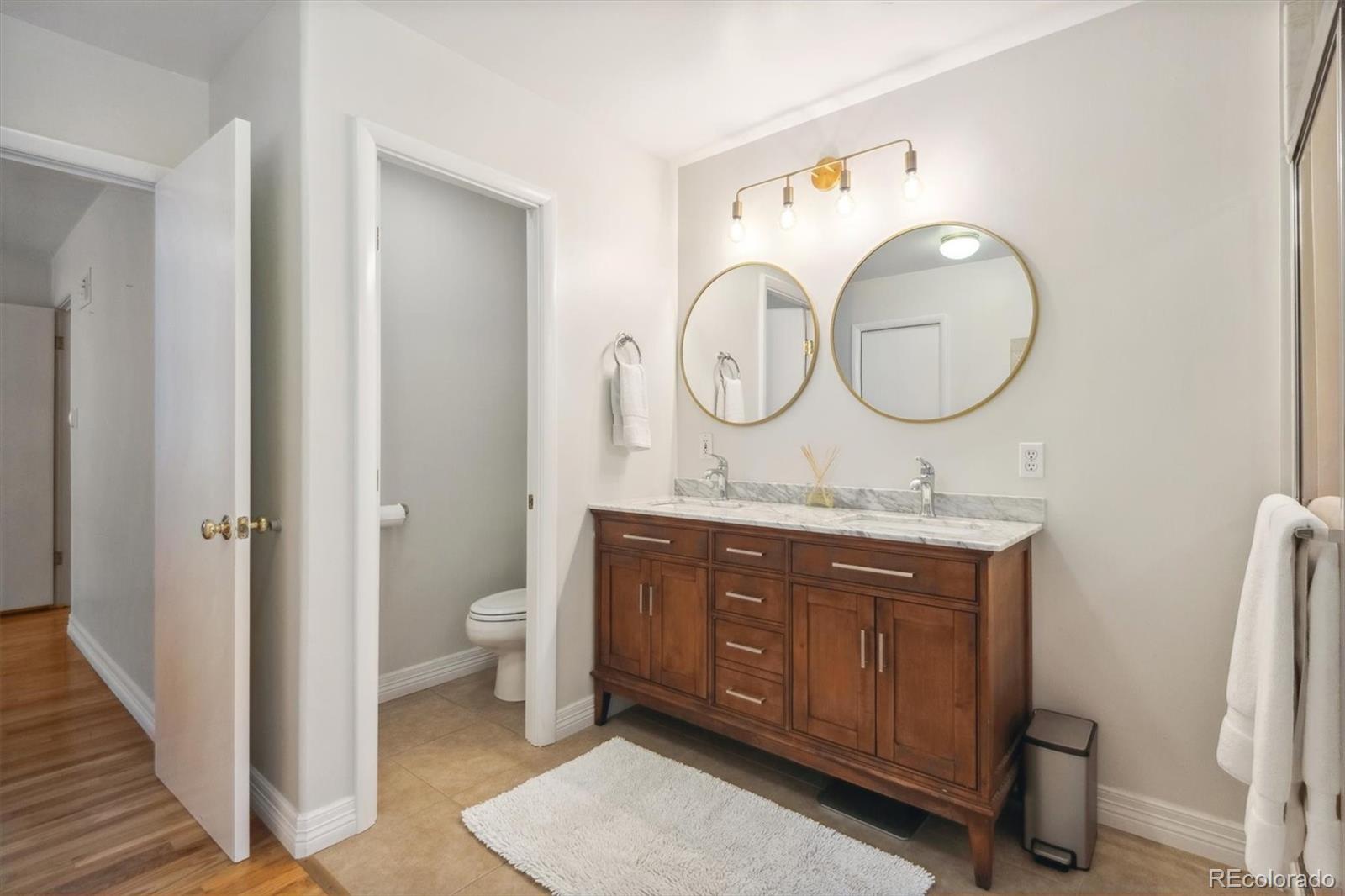 MLS Image #13 for 1561 s milwaukee street,denver, Colorado