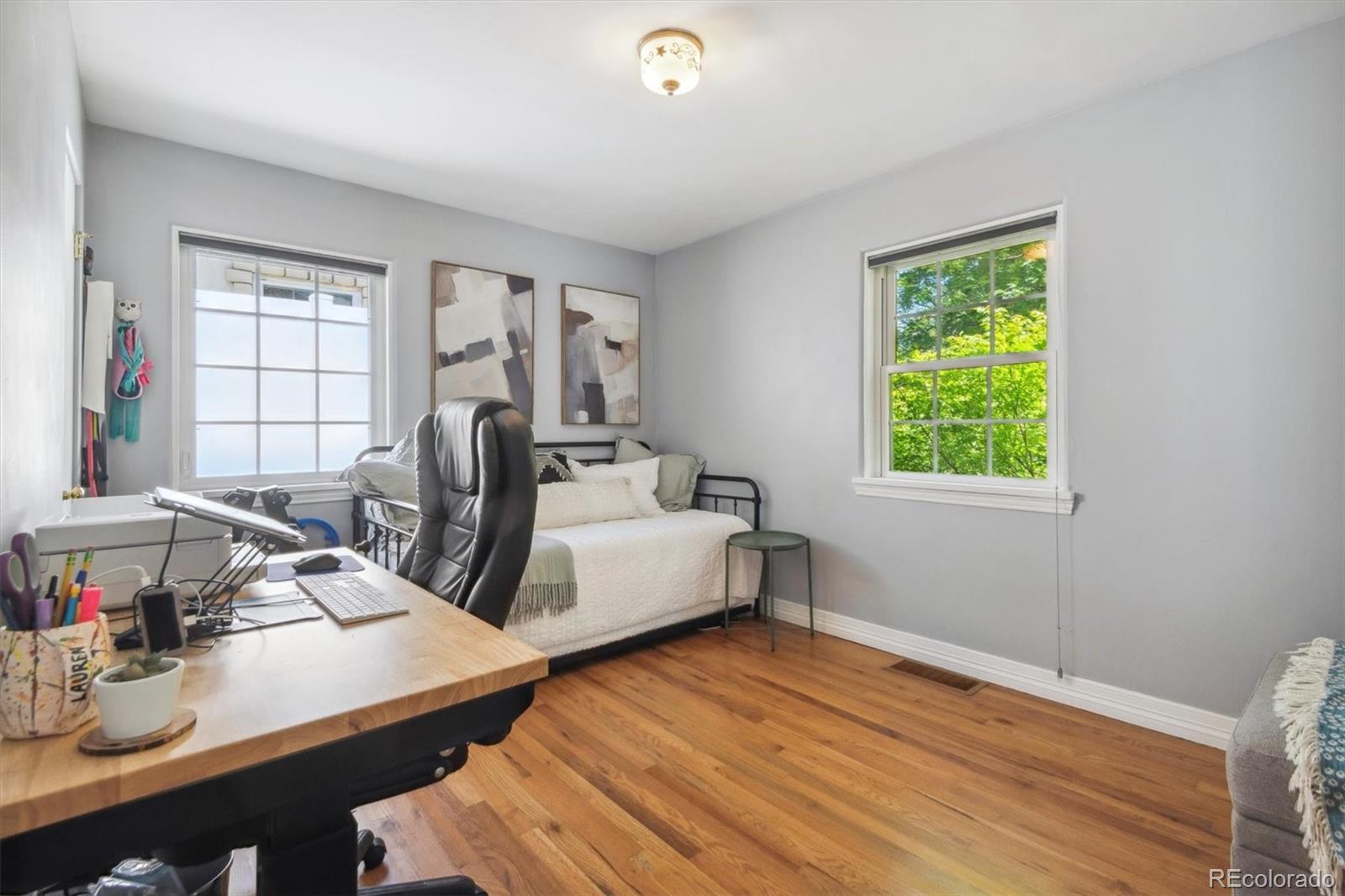 MLS Image #15 for 1561 s milwaukee street,denver, Colorado