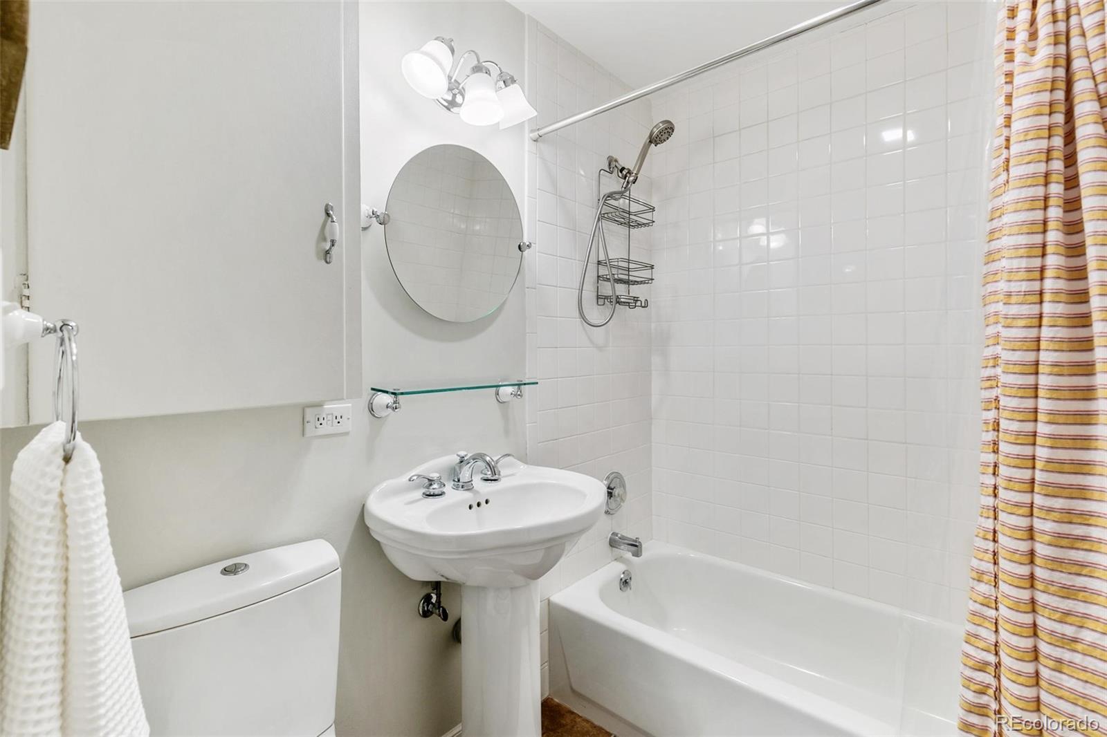 MLS Image #29 for 1561 s milwaukee street,denver, Colorado