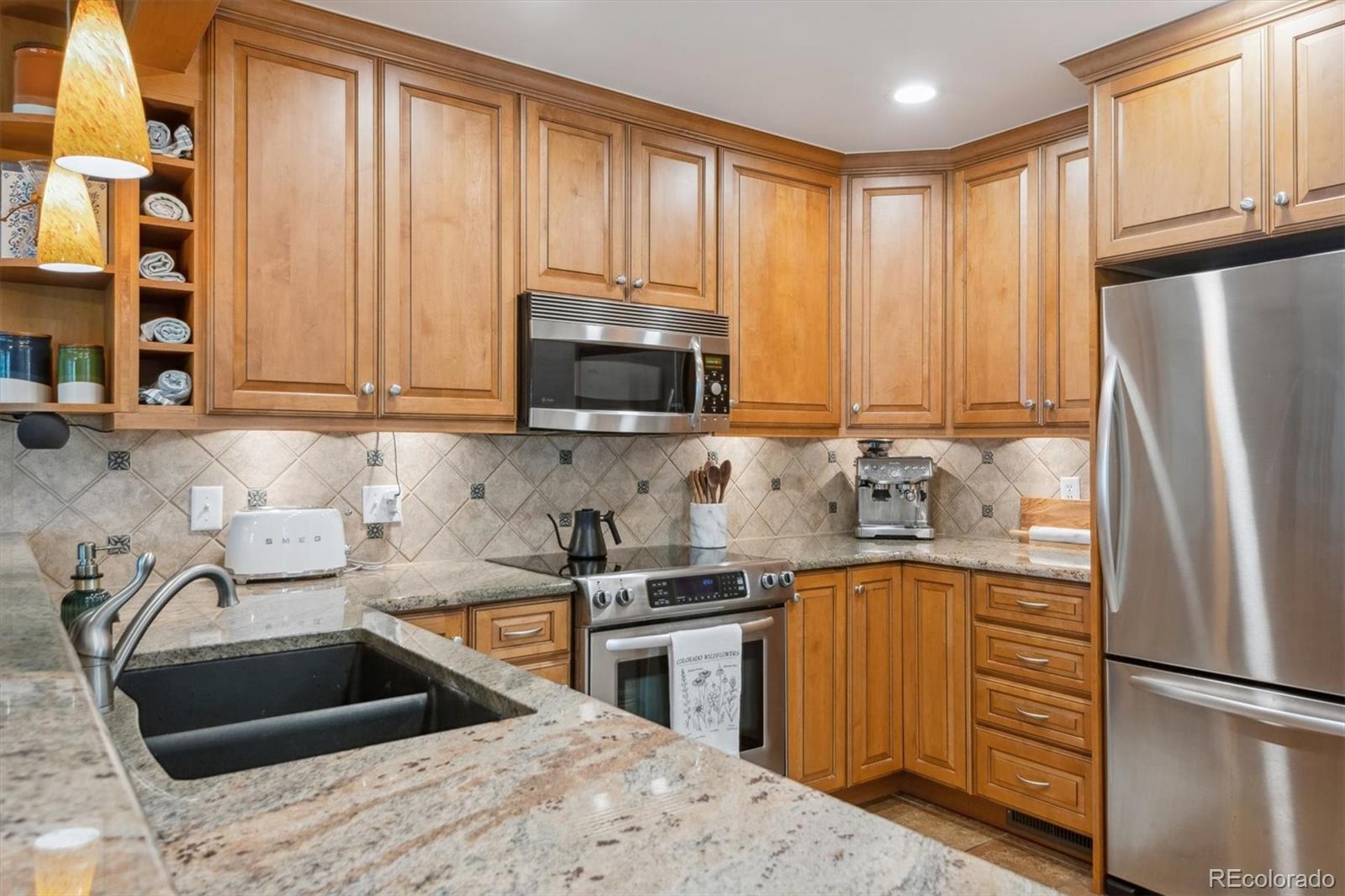 MLS Image #5 for 1561 s milwaukee street,denver, Colorado