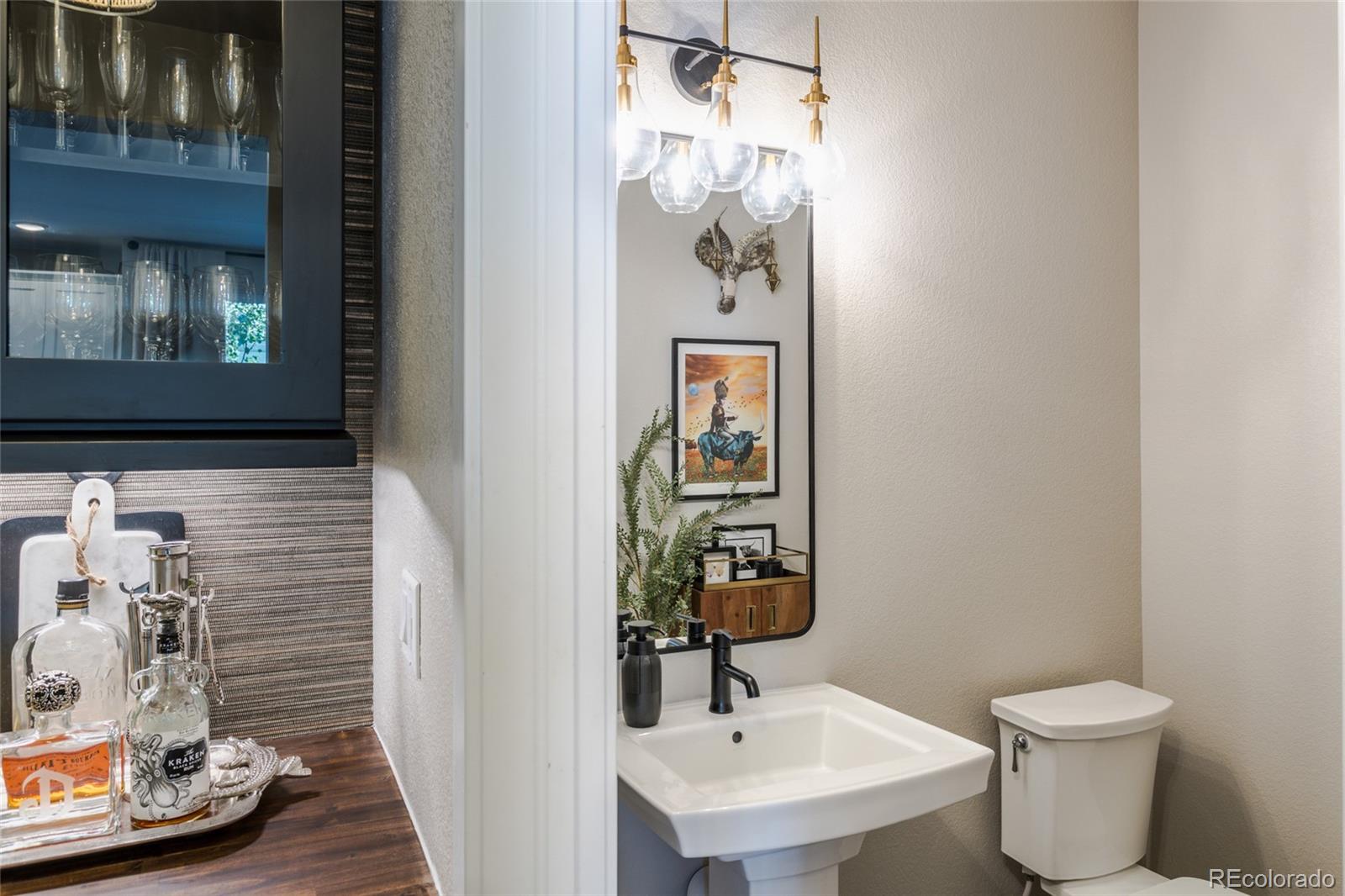 MLS Image #14 for 9759 e 62nd drive,denver, Colorado