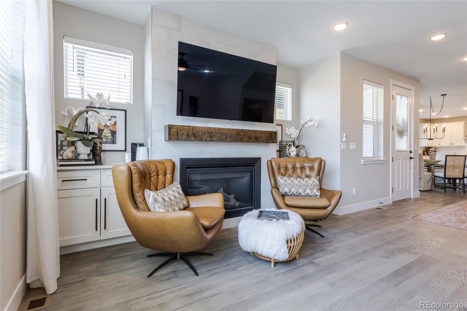 MLS Image #5 for 9759 e 62nd drive,denver, Colorado