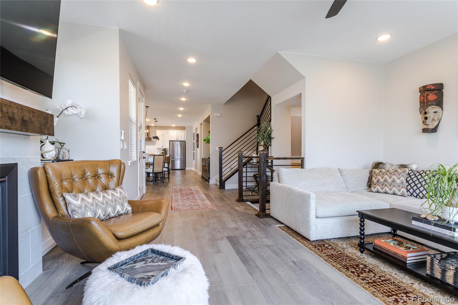 MLS Image #6 for 9759 e 62nd drive,denver, Colorado