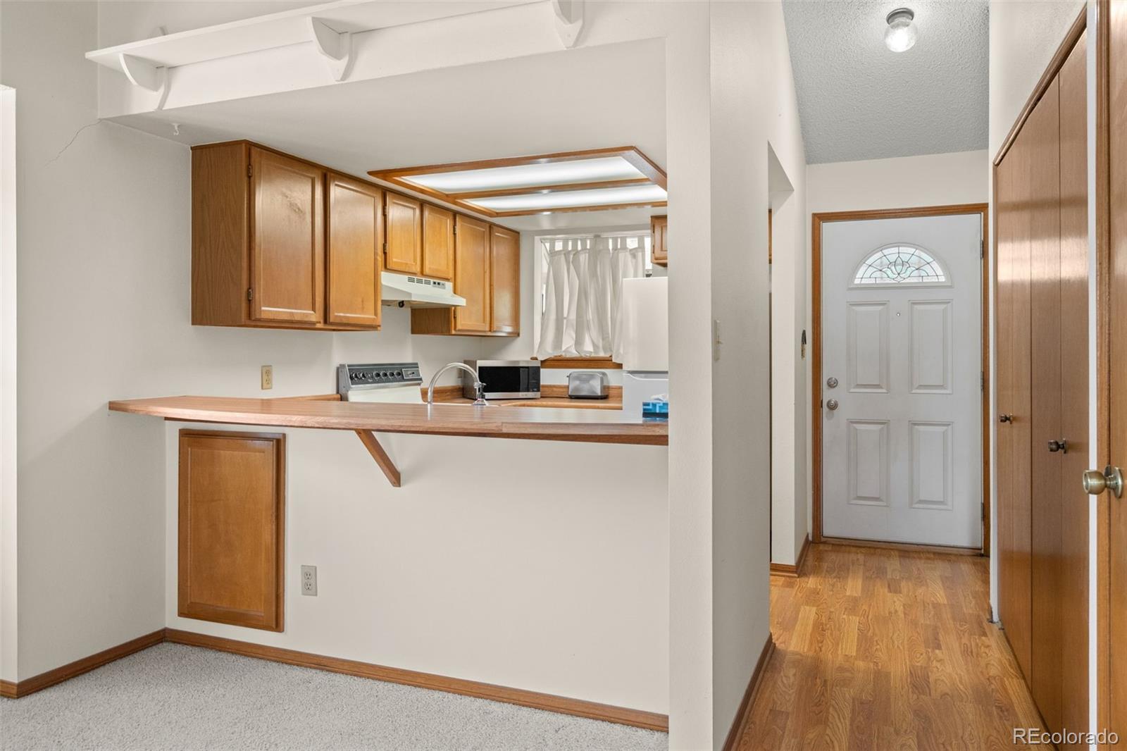 MLS Image #11 for 1921 s balsam street,denver, Colorado