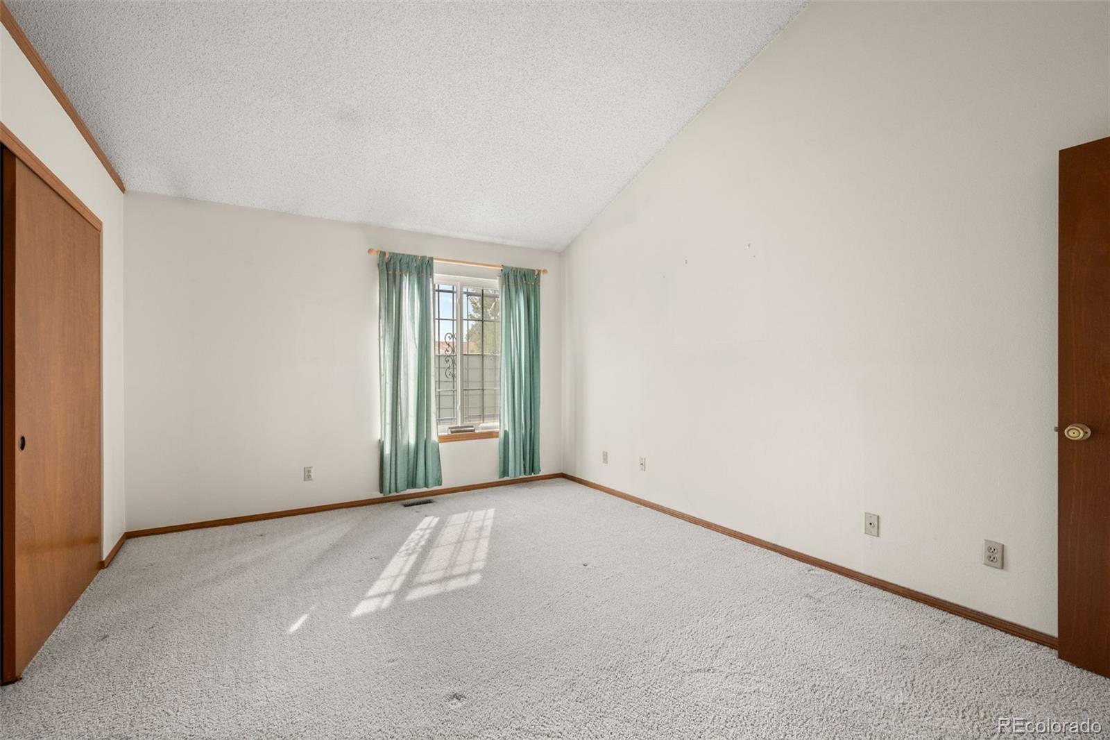 MLS Image #19 for 1921 s balsam street,denver, Colorado