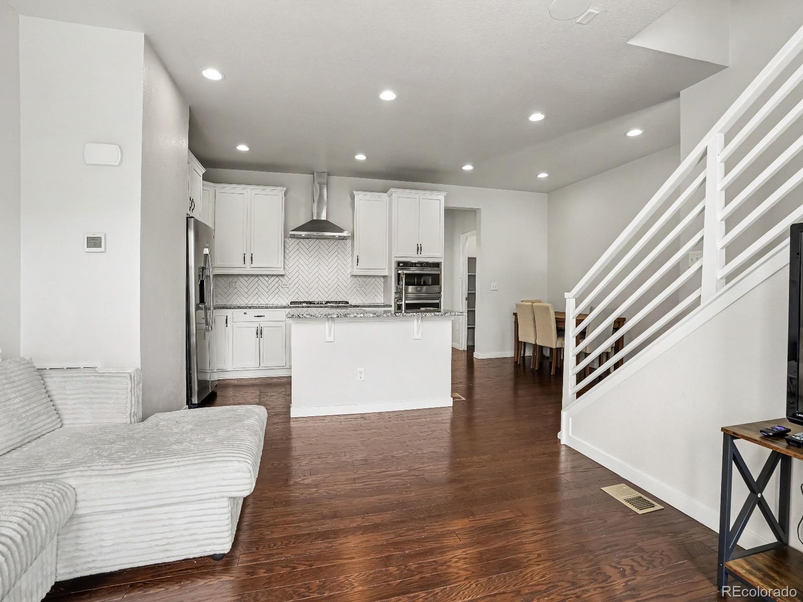 MLS Image #3 for 12270  karls lane,northglenn, Colorado