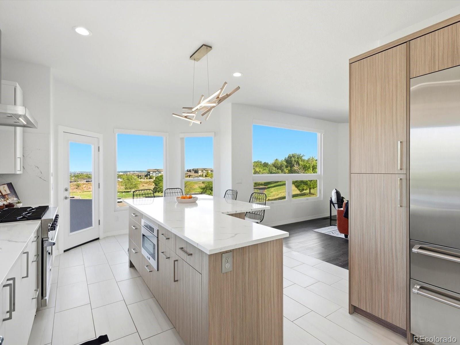 MLS Image #16 for 7844 w oxford circle,denver, Colorado