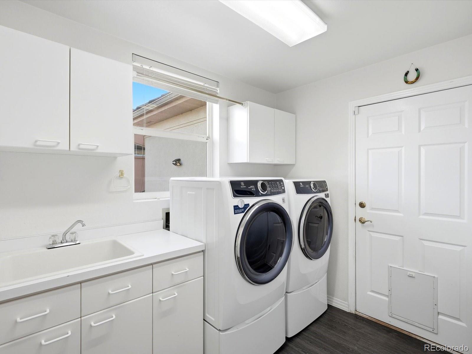 MLS Image #31 for 7844 w oxford circle,denver, Colorado