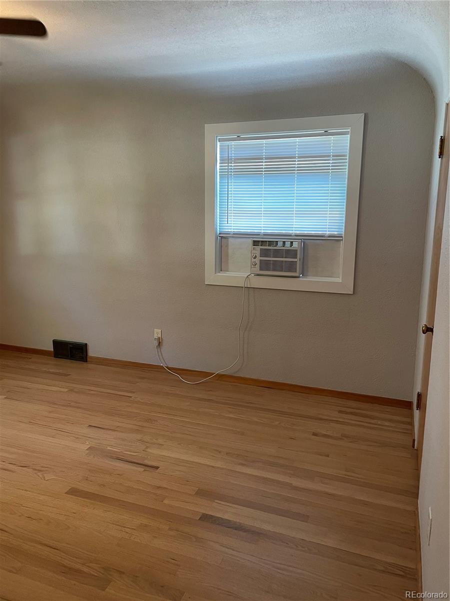 MLS Image #4 for 130  16th street,burlington, Colorado
