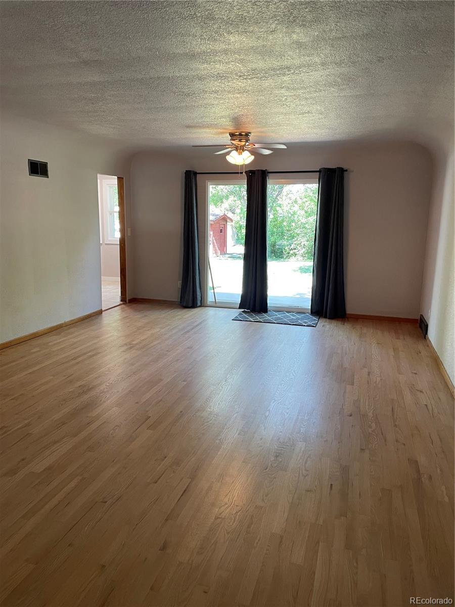 MLS Image #9 for 130  16th street,burlington, Colorado