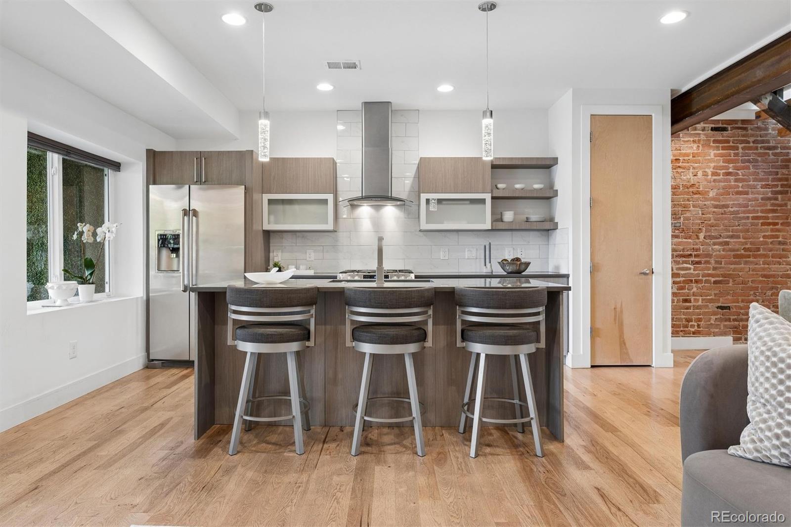 MLS Image #6 for 2125 s grant street,denver, Colorado