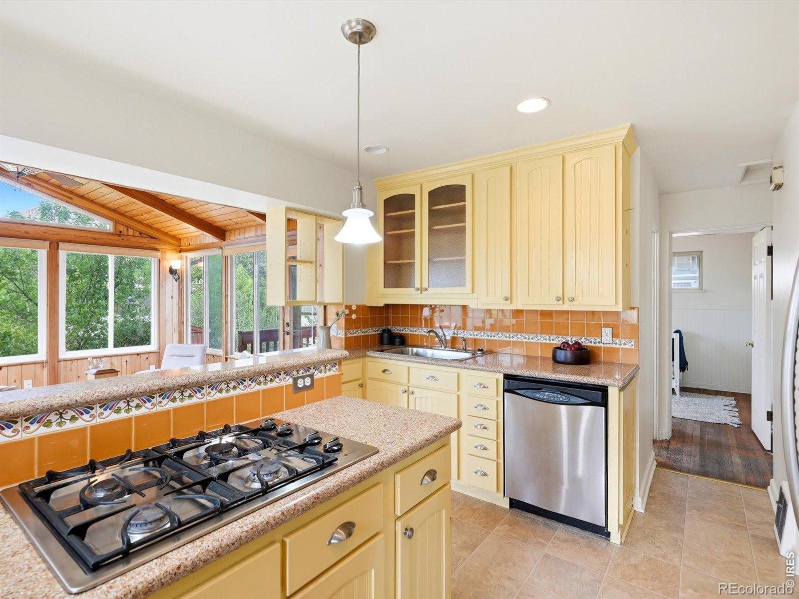 MLS Image #16 for 220 n ford street,golden, Colorado