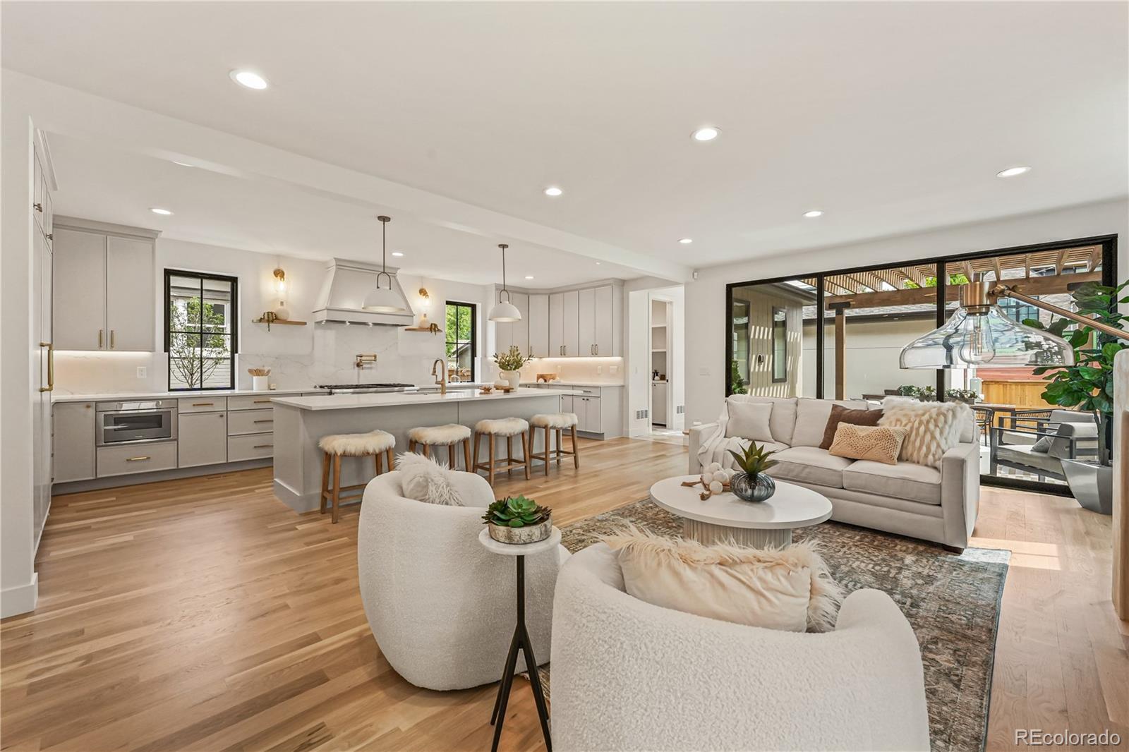 MLS Image #13 for 678 s vine street,denver, Colorado