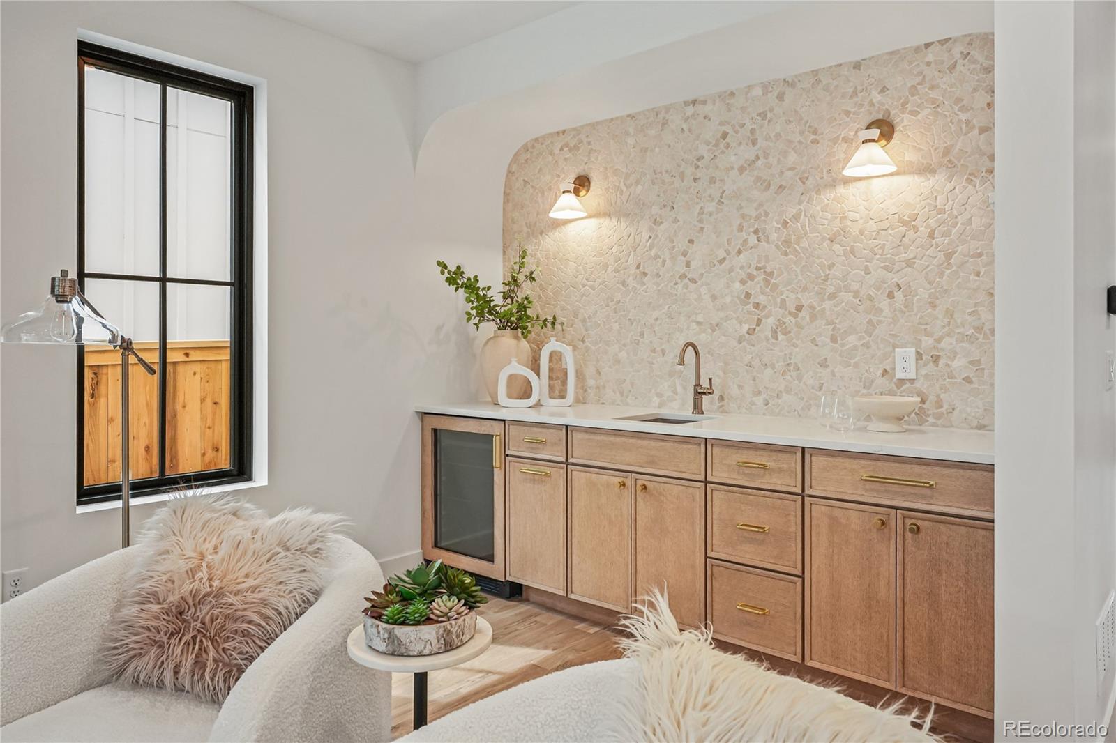 MLS Image #15 for 678 s vine street,denver, Colorado