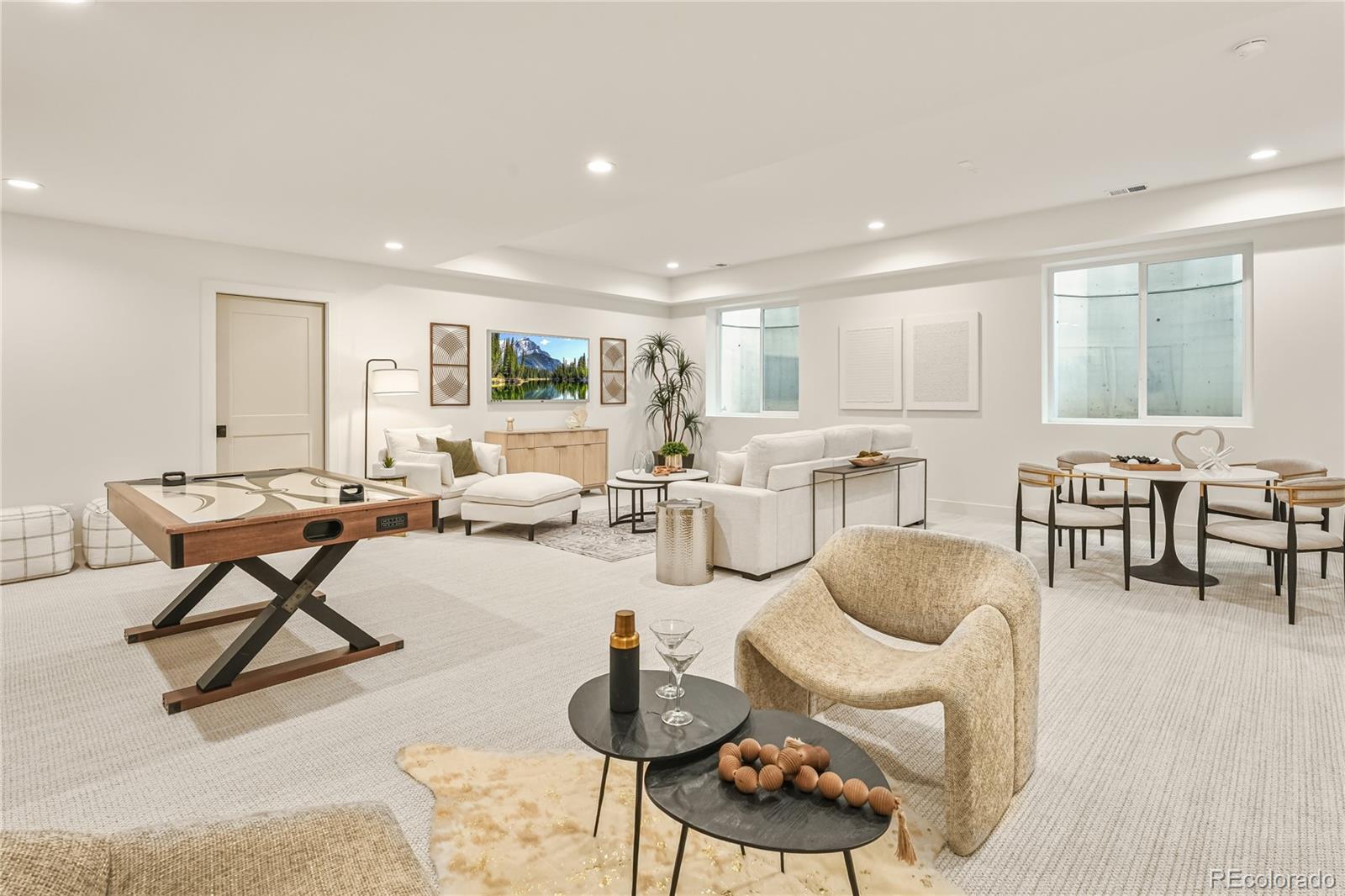 MLS Image #28 for 678 s vine street,denver, Colorado