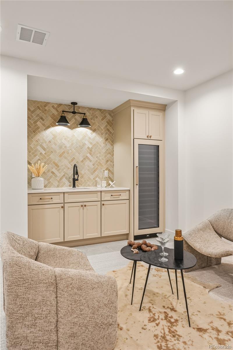 MLS Image #30 for 678 s vine street,denver, Colorado