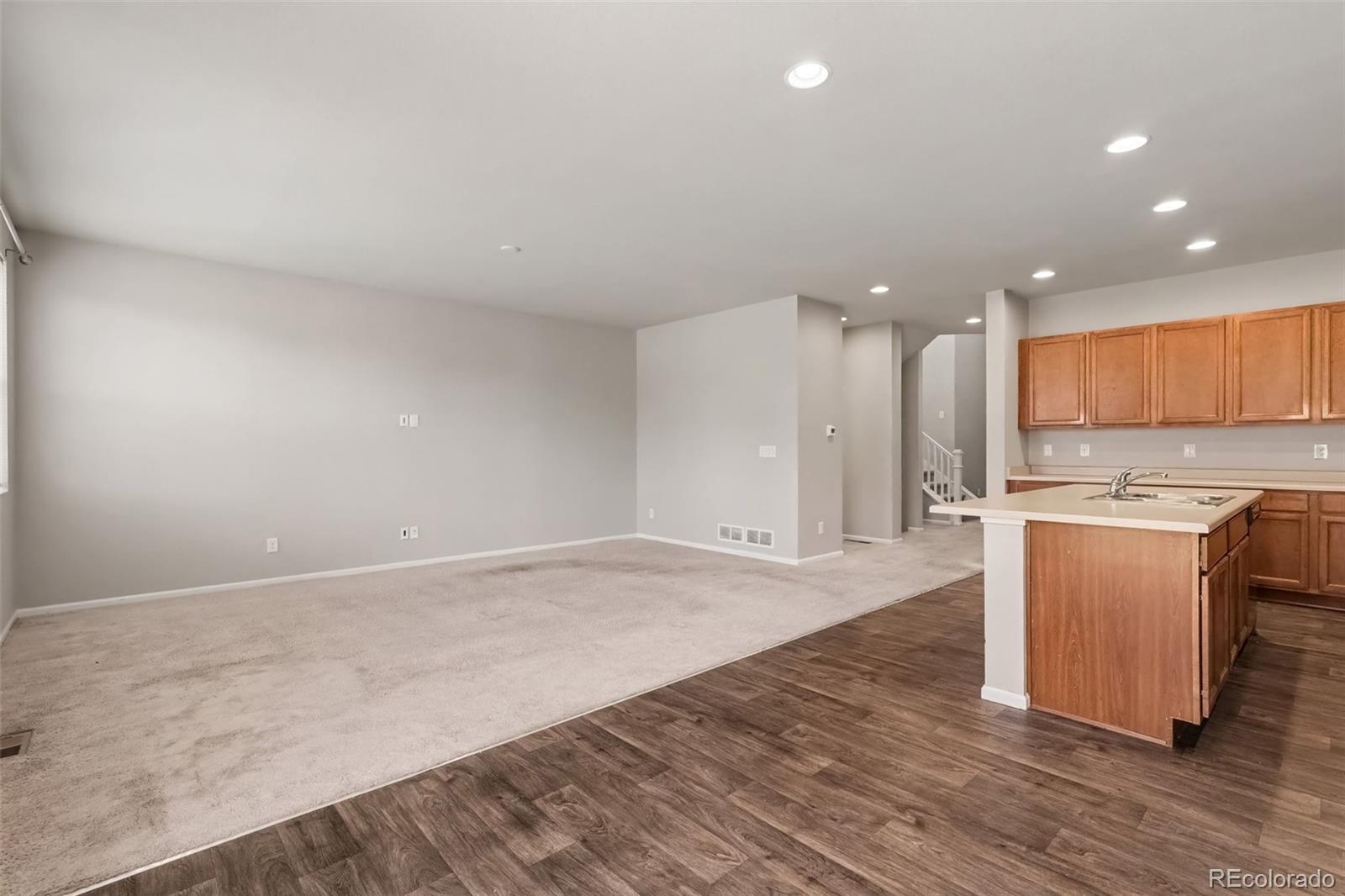 MLS Image #5 for 4709  helena street,denver, Colorado
