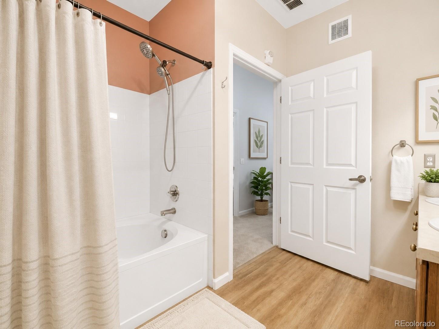 MLS Image #12 for 5255  memphis street,denver, Colorado