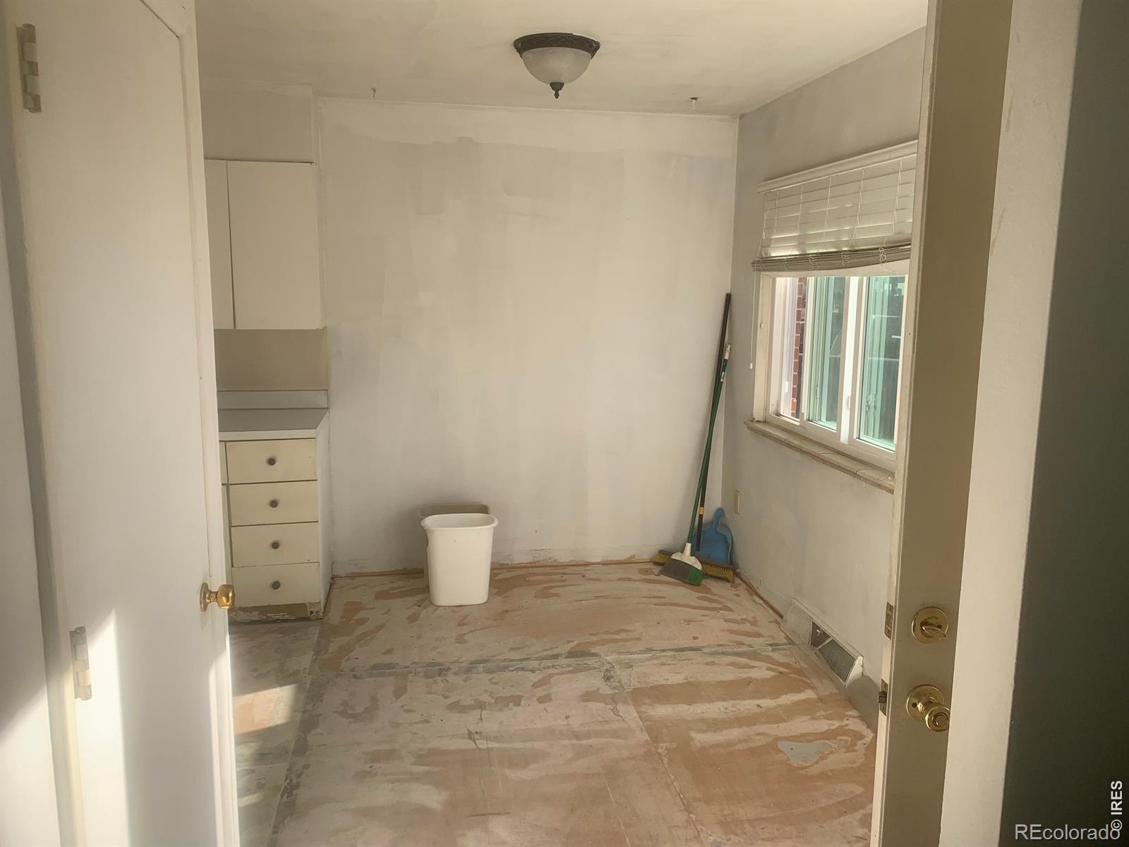 MLS Image #13 for 3754 s inca street,englewood, Colorado