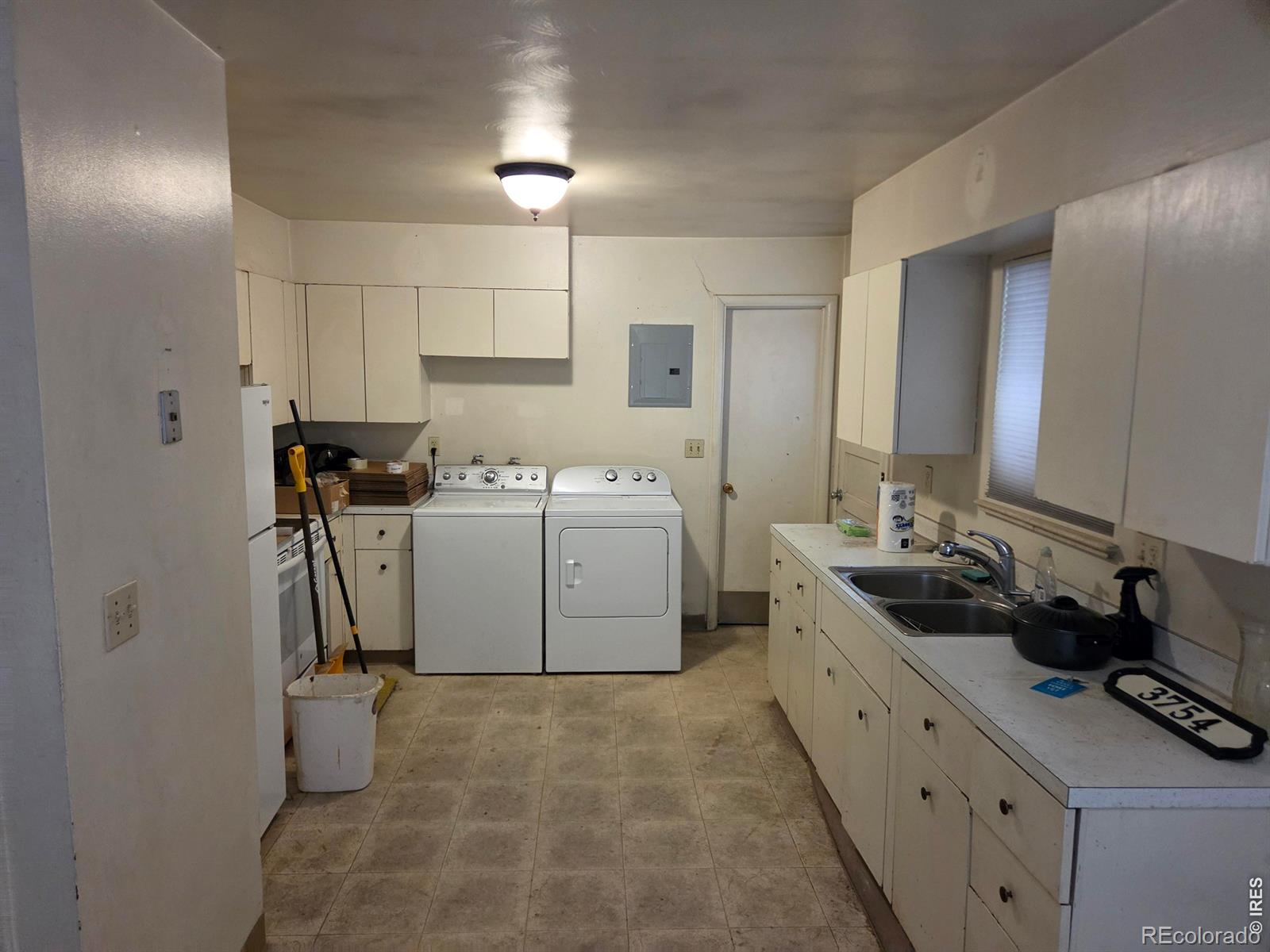MLS Image #3 for 3754 s inca street,englewood, Colorado