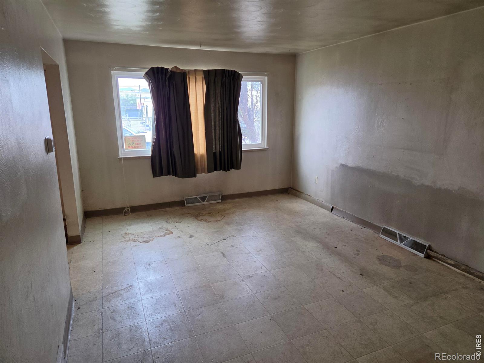 MLS Image #6 for 3754 s inca street,englewood, Colorado