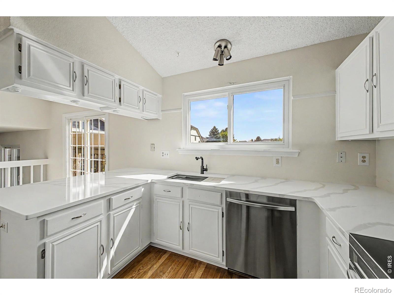 MLS Image #11 for 1178 n deckers place,castle rock, Colorado