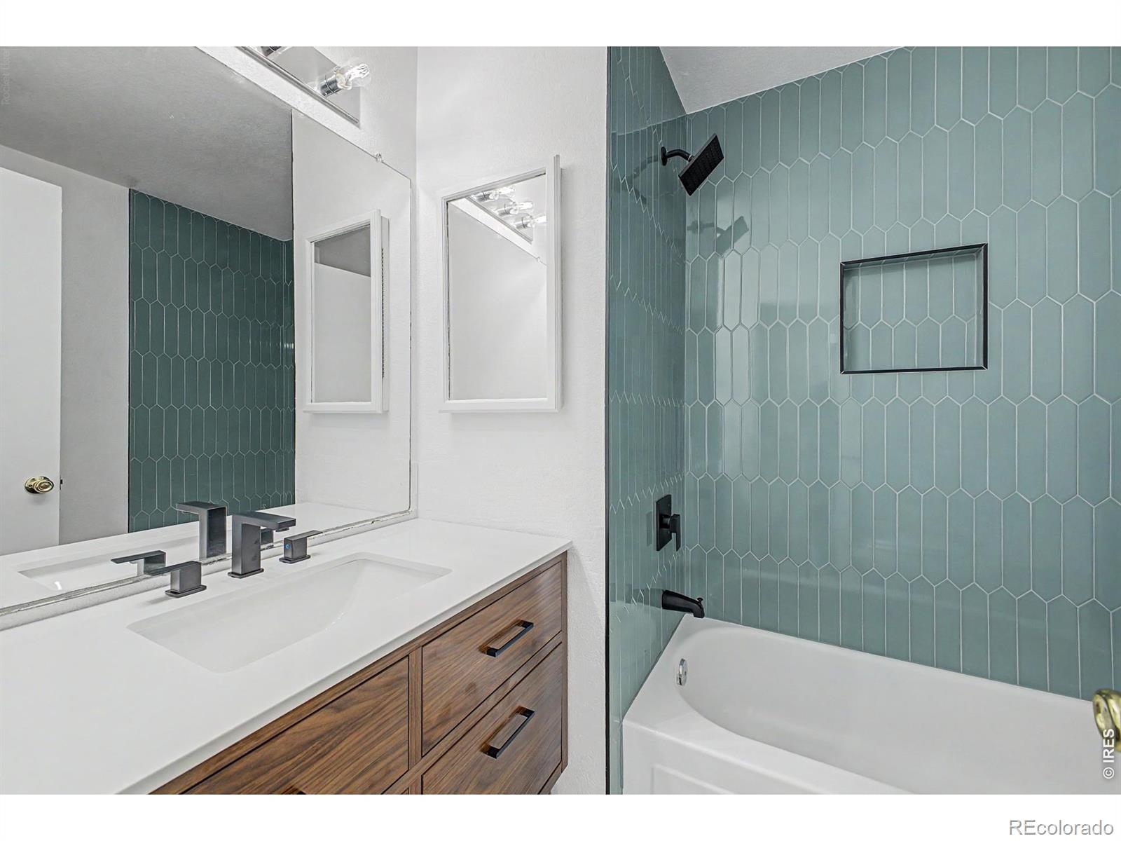 MLS Image #27 for 1178 n deckers place,castle rock, Colorado