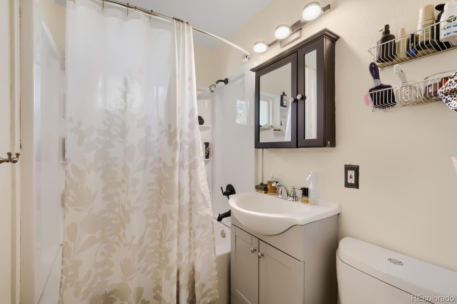 MLS Image #8 for 1643 s quitman street,denver, Colorado