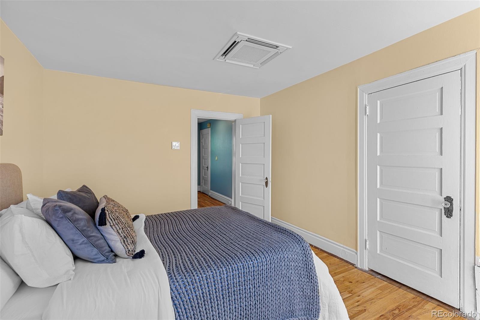 MLS Image #31 for 725 n downing street,denver, Colorado
