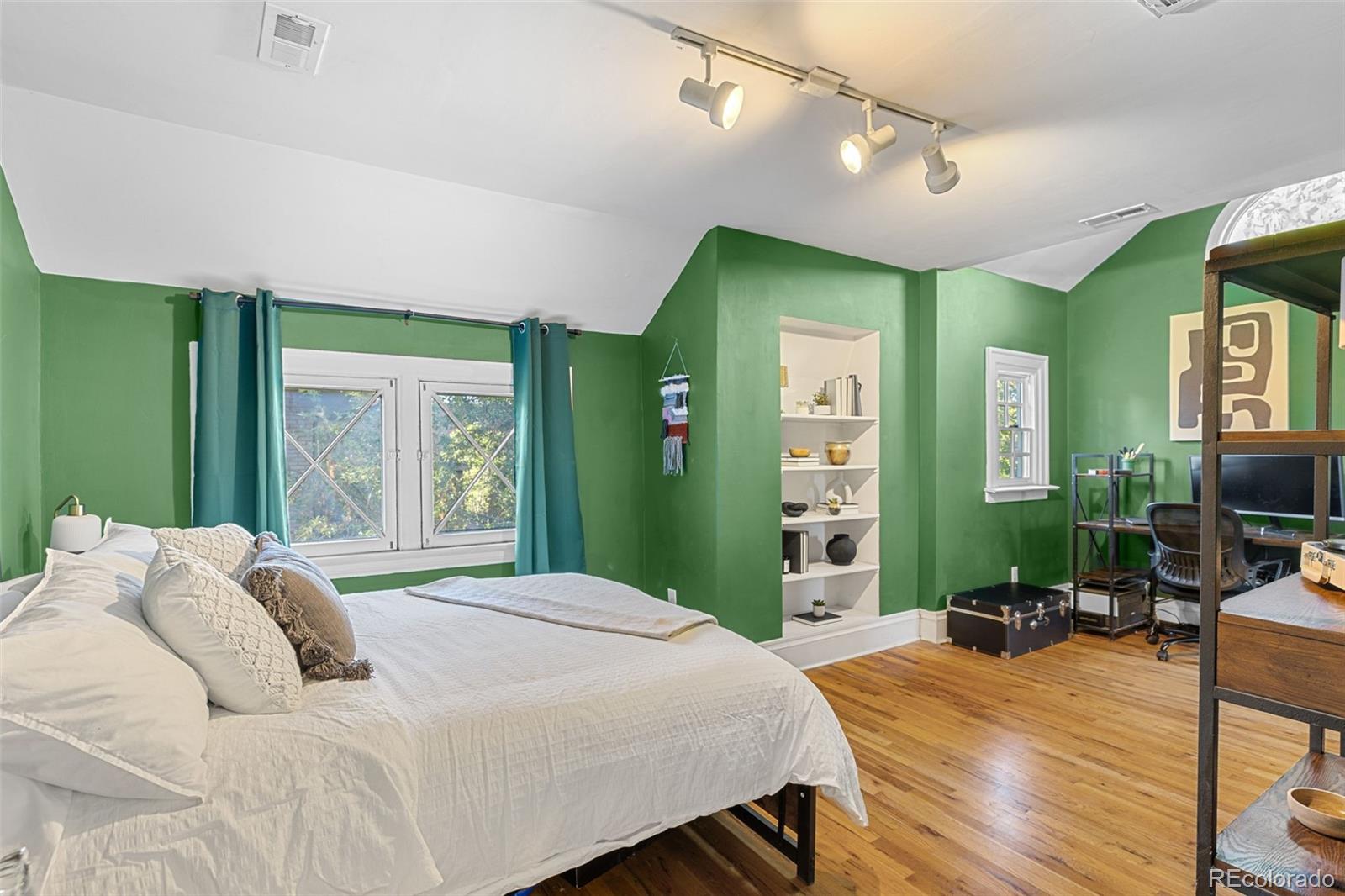 MLS Image #34 for 725 n downing street,denver, Colorado