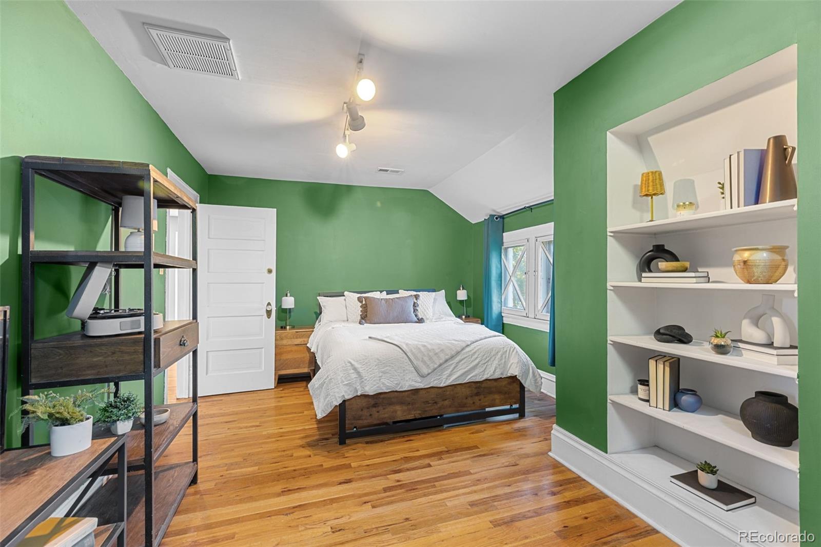 MLS Image #35 for 725 n downing street,denver, Colorado