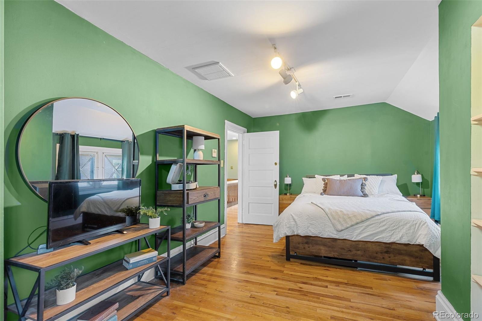 MLS Image #36 for 725 n downing street,denver, Colorado