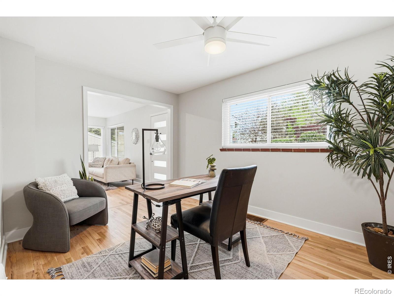MLS Image #11 for 4676 e utah place,denver, Colorado