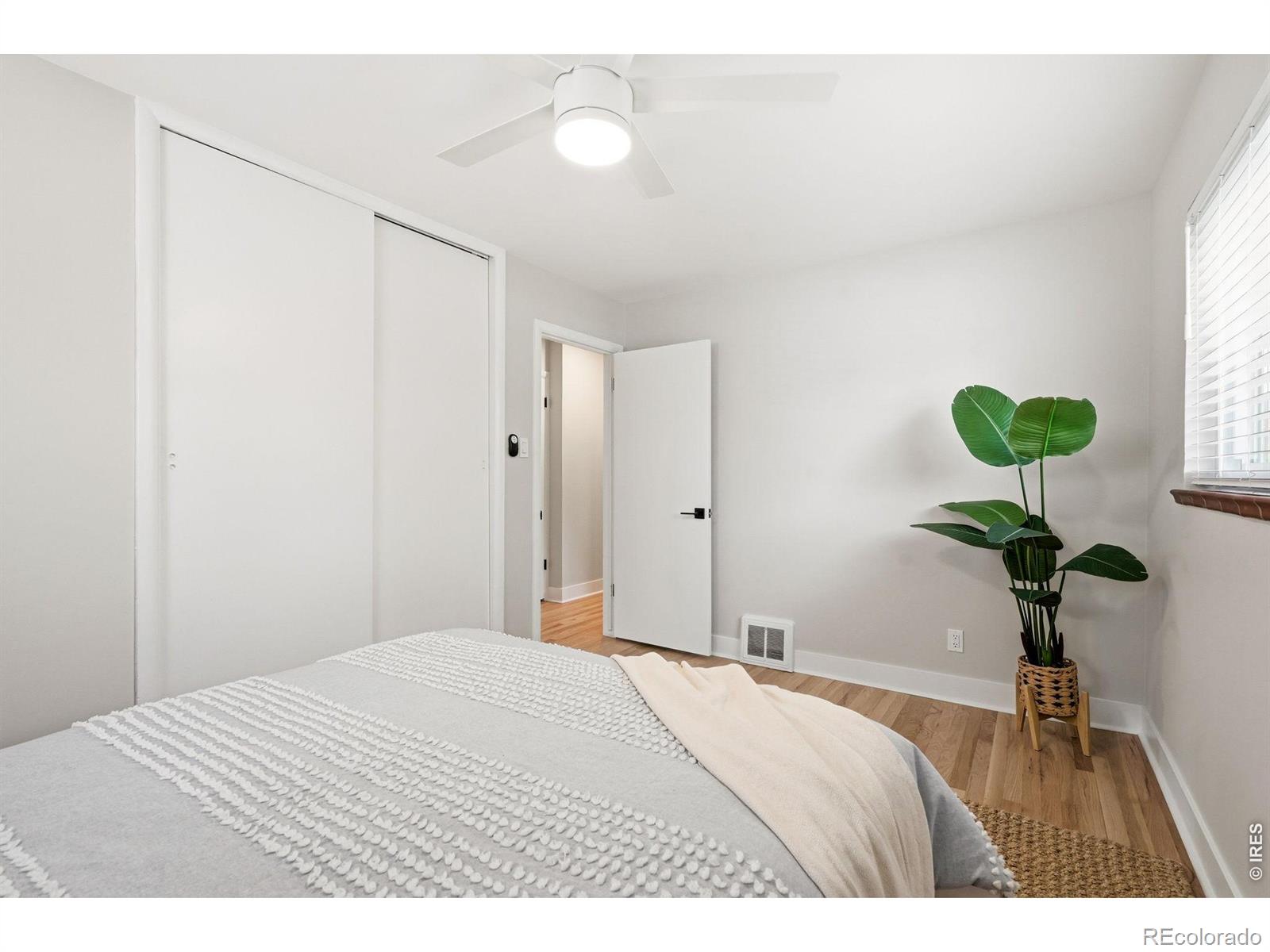 MLS Image #20 for 4676 e utah place,denver, Colorado