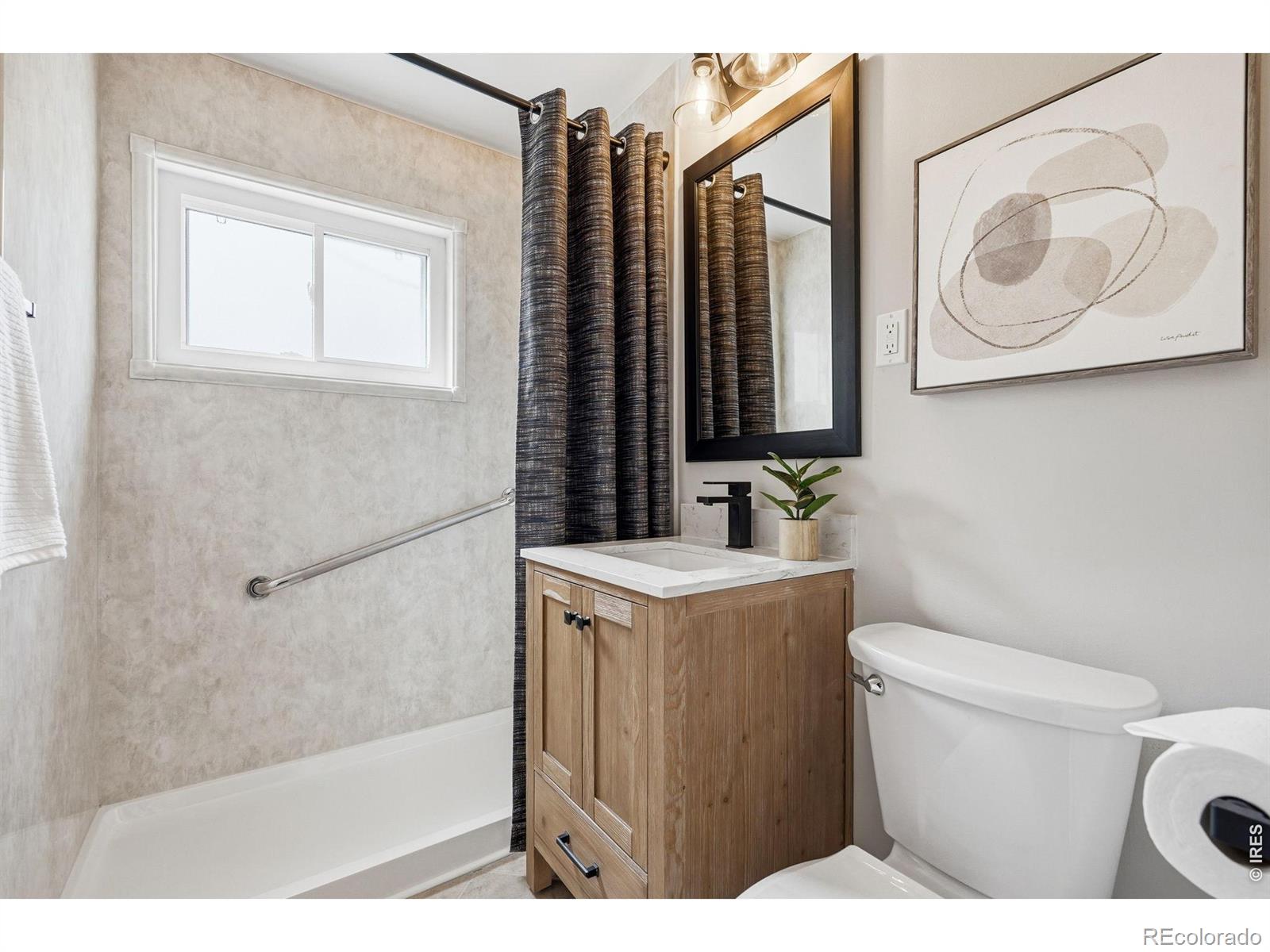 MLS Image #22 for 4676 e utah place,denver, Colorado