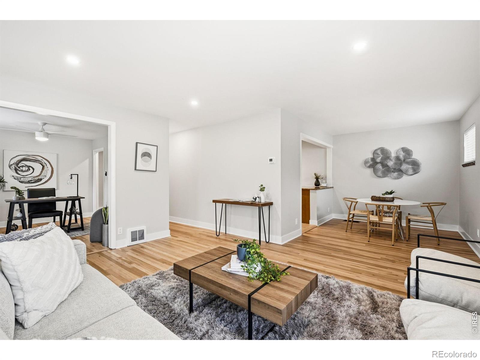 MLS Image #7 for 4676 e utah place,denver, Colorado