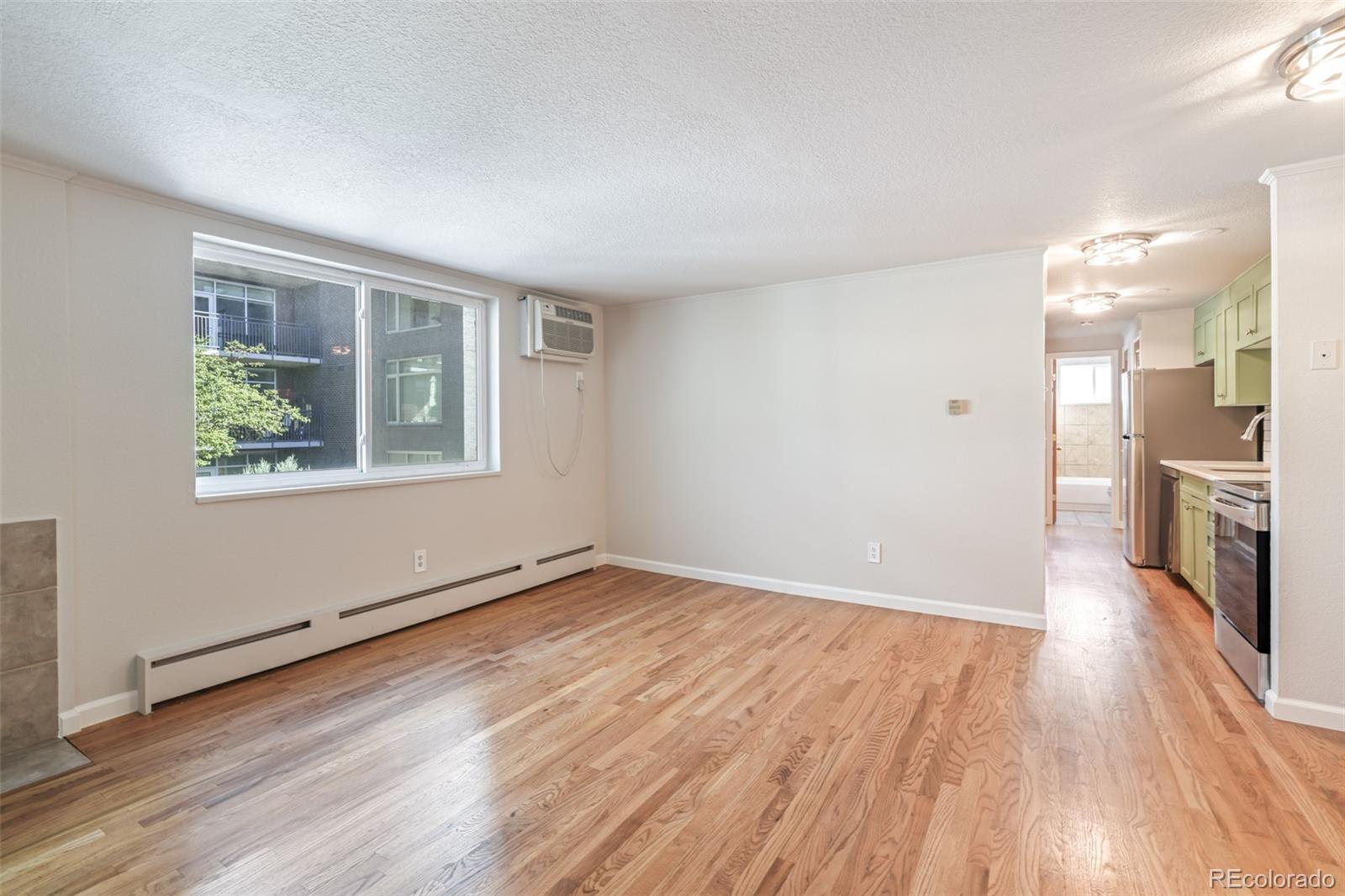 MLS Image #2 for 336 n grant street 412,denver, Colorado