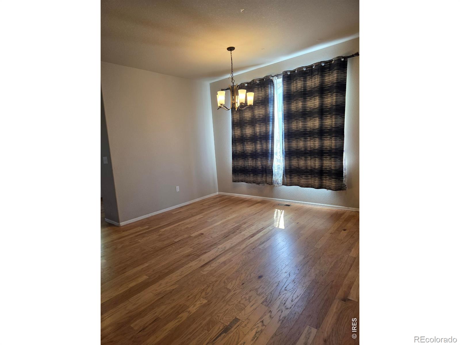 MLS Image #7 for 2054  reliance drive,windsor, Colorado