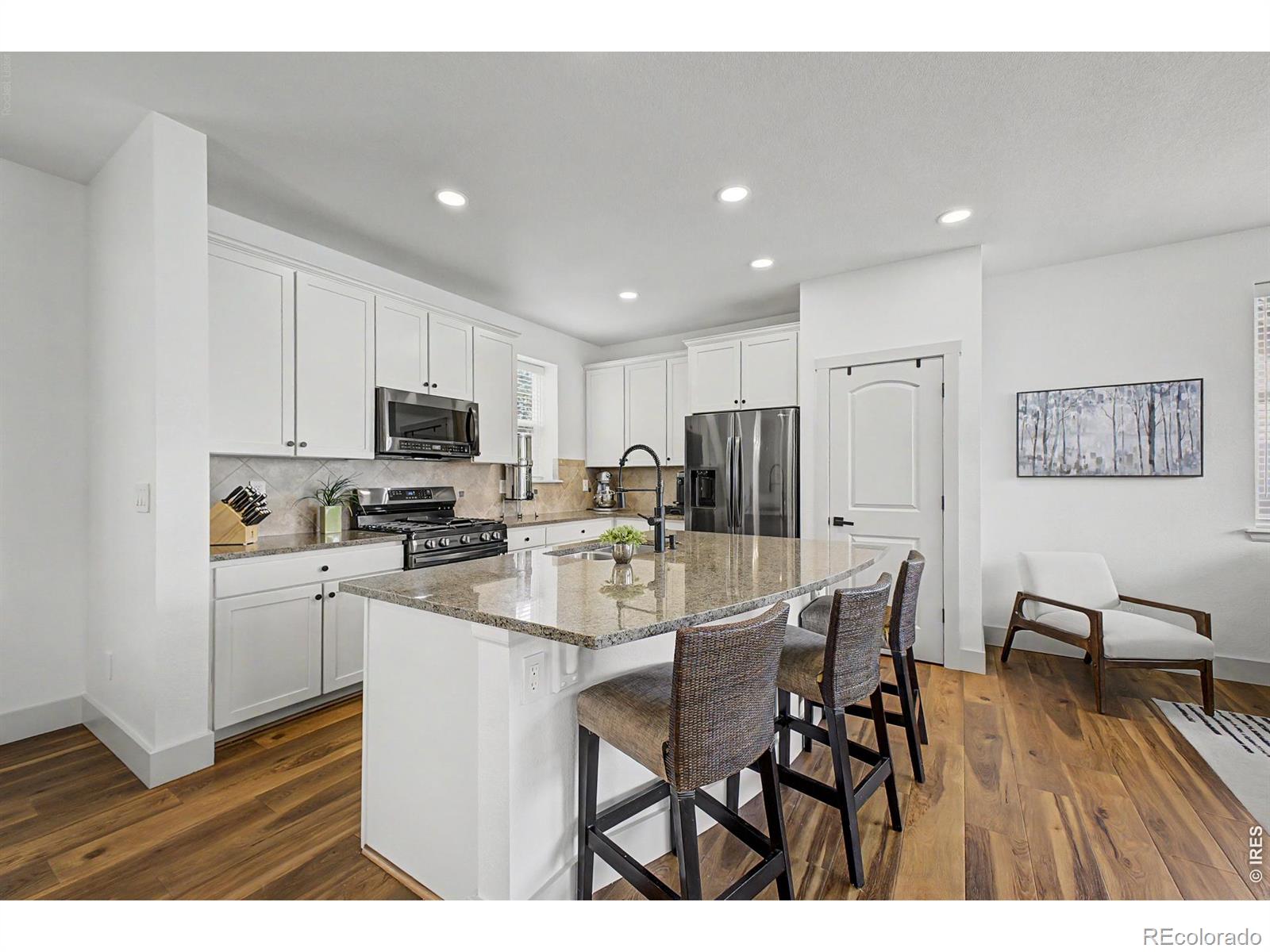 MLS Image #5 for 1424  bluemoon drive,longmont, Colorado