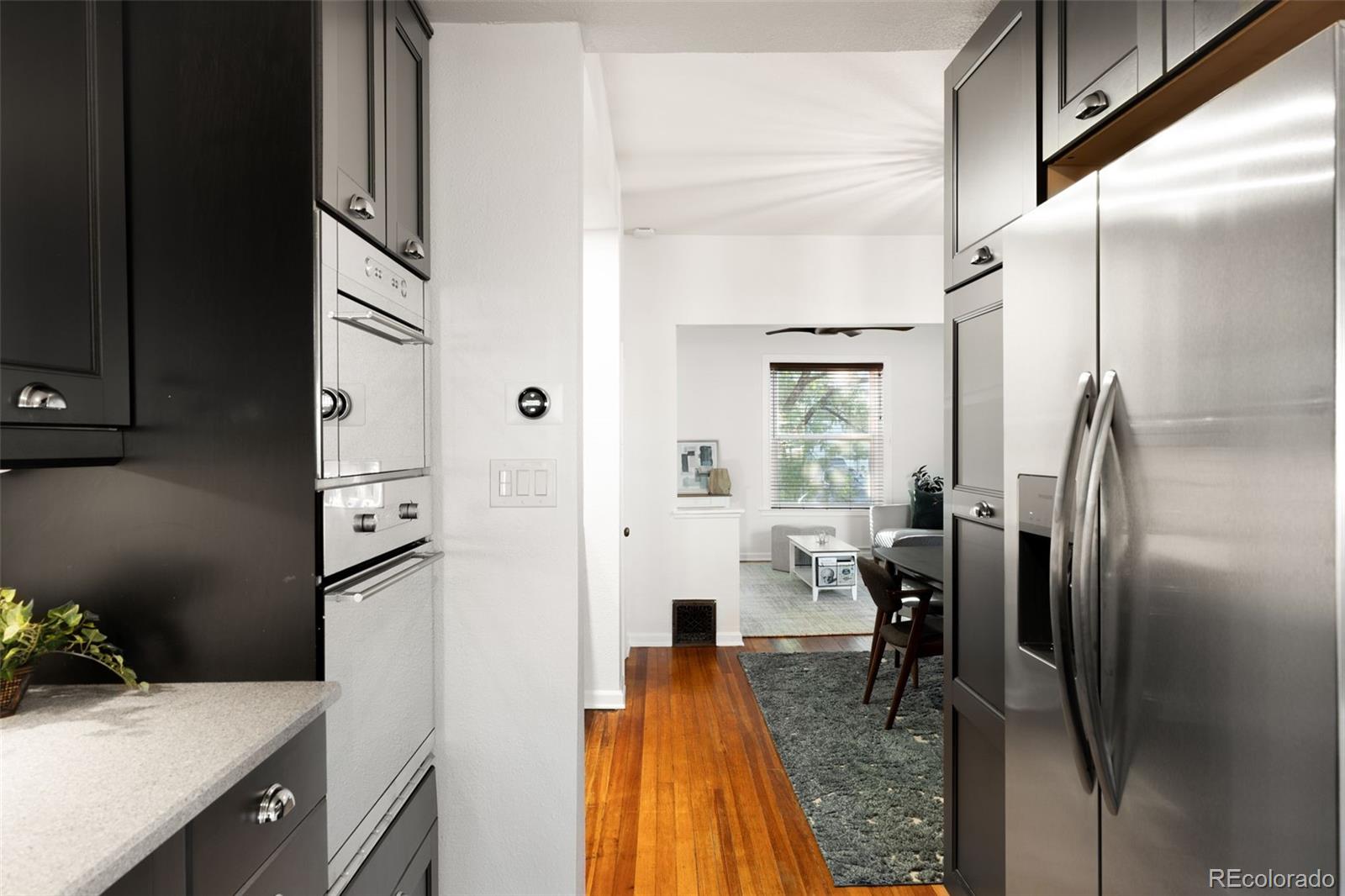 MLS Image #11 for 644 n logan street,denver, Colorado