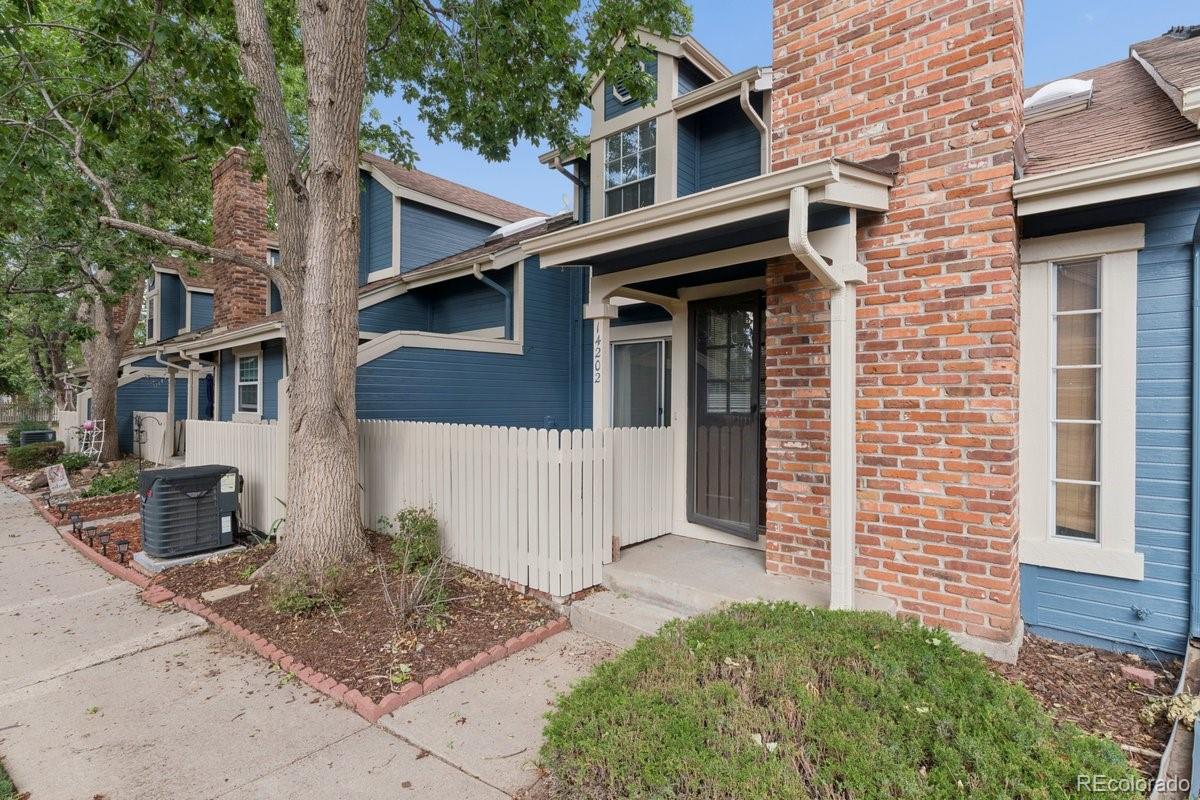 MLS Image #1 for 14202 e radcliff circle,aurora, Colorado