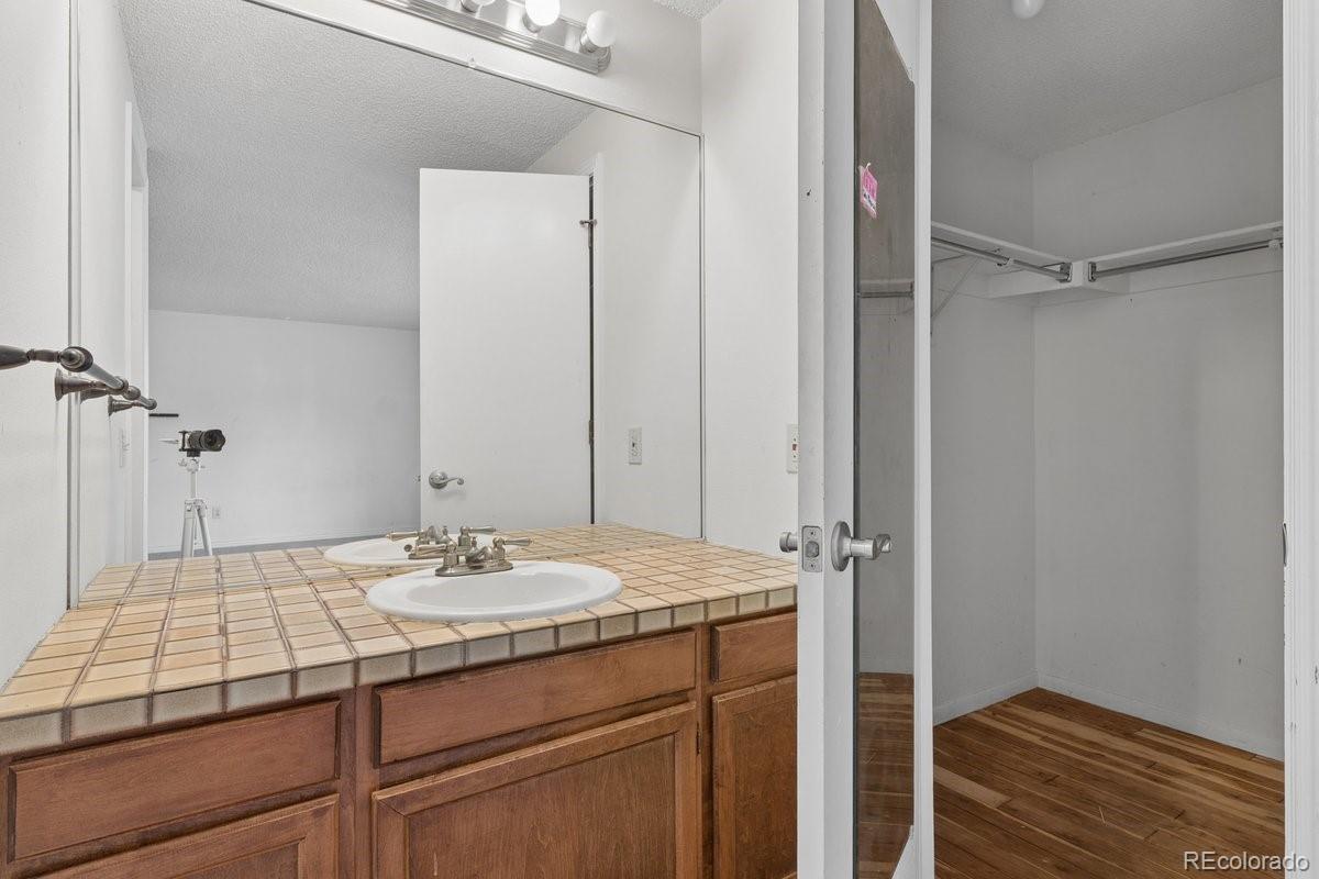 MLS Image #14 for 14202 e radcliff circle,aurora, Colorado