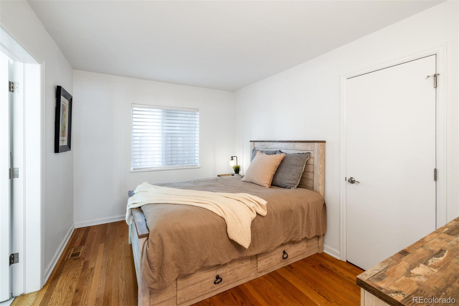 MLS Image #16 for 2  elm street,denver, Colorado
