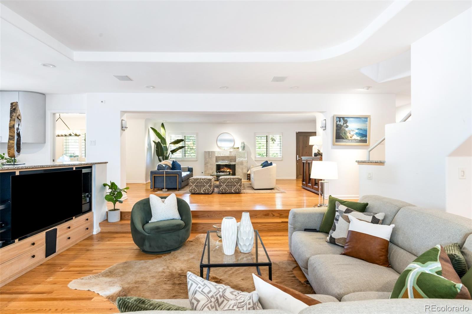 MLS Image #7 for 2  elm street,denver, Colorado