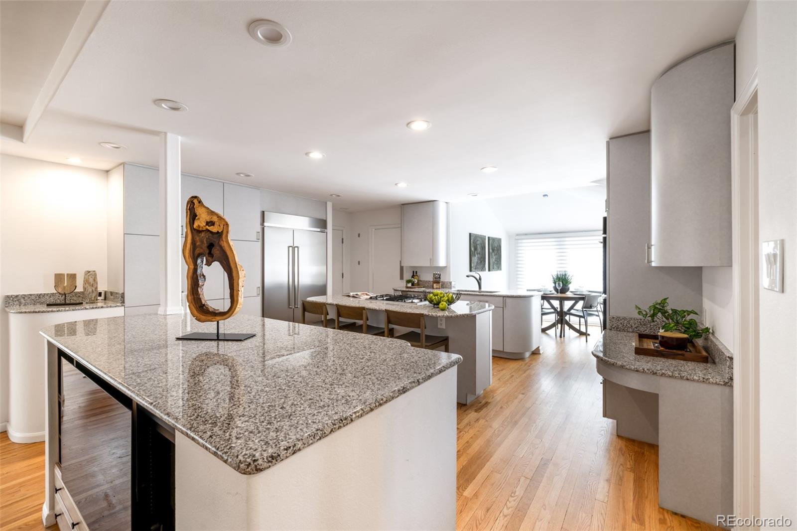 MLS Image #9 for 2  elm street,denver, Colorado