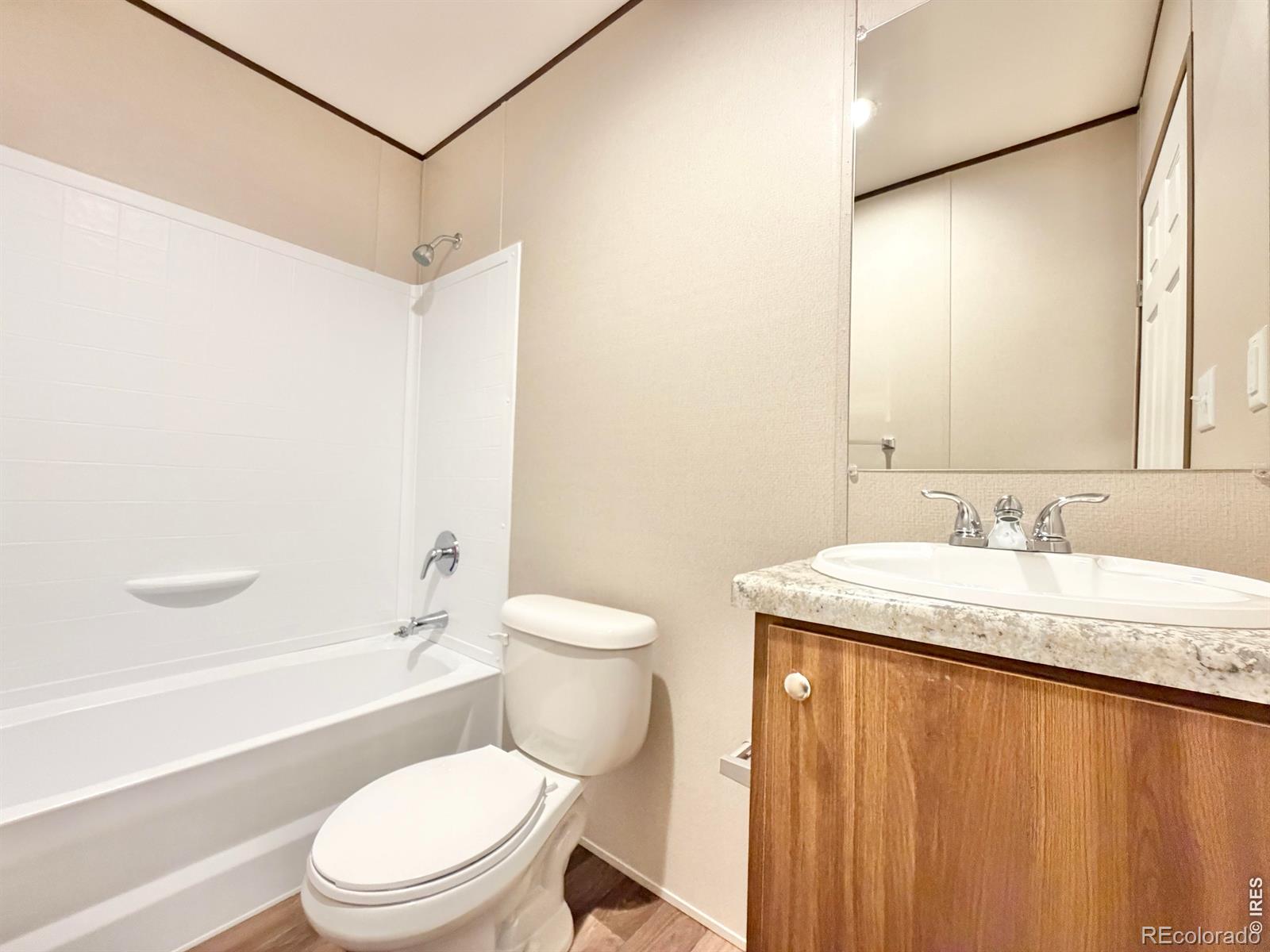 MLS Image #18 for 103  beach drive,log lane village, Colorado