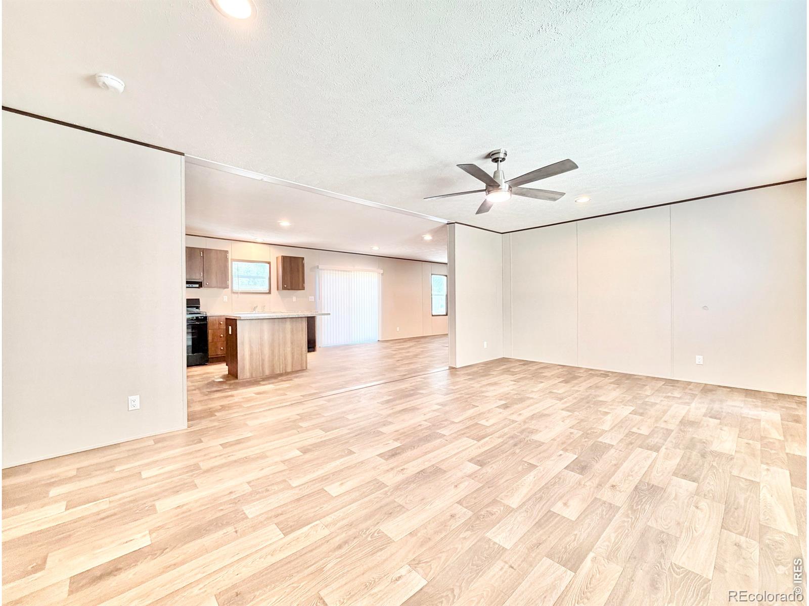 MLS Image #3 for 103  beach drive,log lane village, Colorado